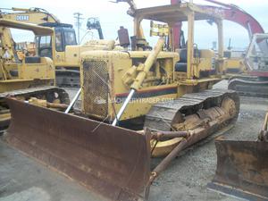 
                    CAT D5
                