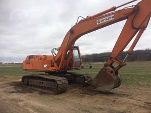 
                    Lot # 5991 - HITACHI UH123
                