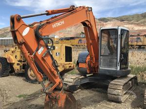 
                    Lot # 6482 - HITACHI EX75US-5
                