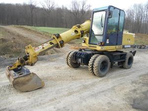 
                    1999 GRADALL XL2300
                