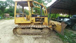 
                    1996 CAT D5C
                