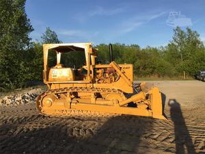 
                    1971 CAT D7F
                