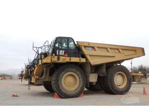 
                    2012 CAT 777G
                