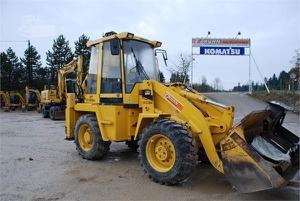 
                    2000 KOMATSU WB98A-2
                