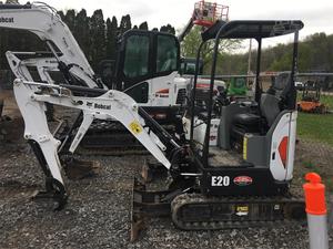 
                    2015 BOBCAT E20
                