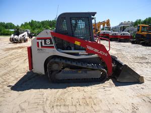 
                    2015 TAKEUCHI TL8
                