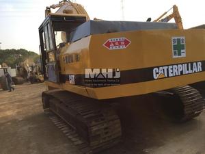
                    1997 CAT E200B
                