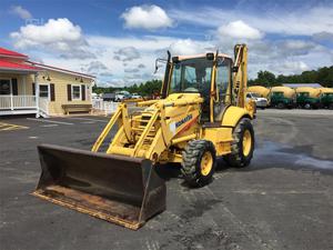 
                    2005 KOMATSU WB140-2N
                