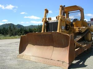 
                    1985 CAT D8L
                