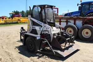 
                    1992 BOBCAT 440B
                