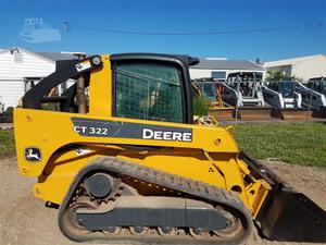 
                    2007 DEERE CT322
                