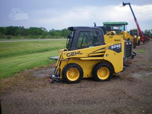 
                    2010 GEHL 5240E
                