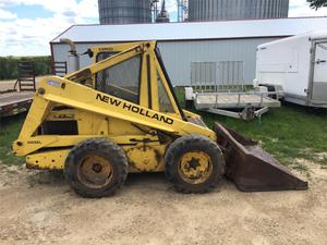 
                     2773 - 1980 NEW HOLLAND L775
                