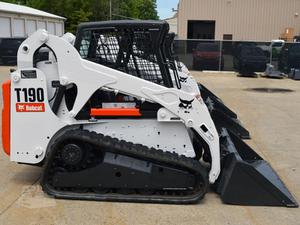 
                    2011 BOBCAT T190
                