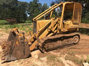 
                    1987 DEERE 555B
                