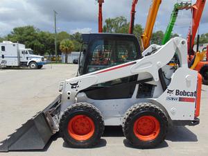 
                    2013 BOBCAT S570
                