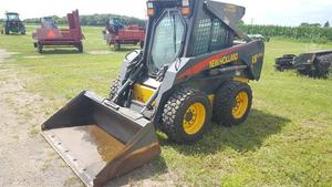 
                    2005 NEW HOLLAND LS170
                