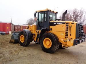 
                    2013 HYUNDAI HL740-9
                