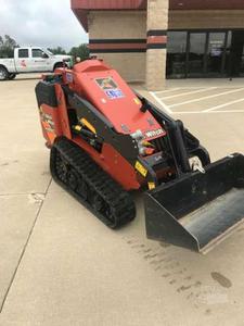 
                    2015 DITCH WITCH SK850
                