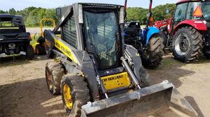 
                    2008 NEW HOLLAND L175
                