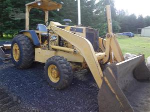 
                    2001 DEERE 210LE
                