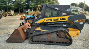 
                    2006 NEW HOLLAND C185
                