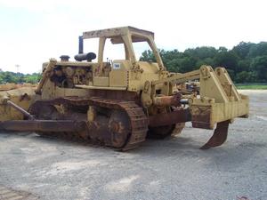 
                    CAT D9H
                