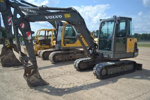 
                    VOLVO EC50
                