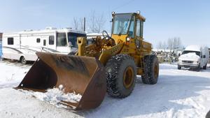 
                    1989 DEERE 644E
                