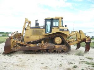 
                    1998 CAT D8R
                