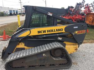 
                    2006 NEW HOLLAND C185
                