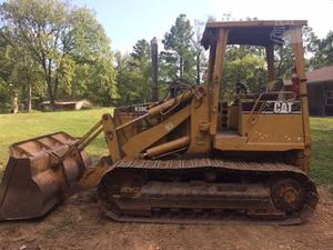 
                    2002 CAT 939C
                