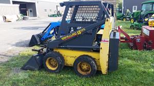 
                    2002 NEW HOLLAND LS125
                