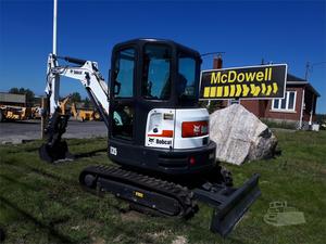 
                    2016 BOBCAT E35
                