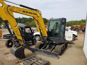 
                    2017 NEW HOLLAND E60C
                