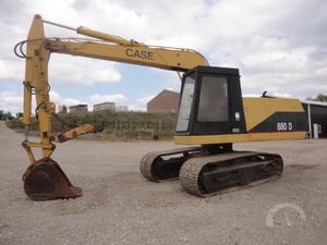 
                     7245 - 1986 CASE 880D
                