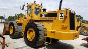 
                    CAT 988B
                