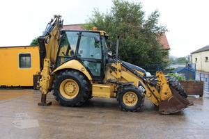 
                    2007 CAT 432E
                