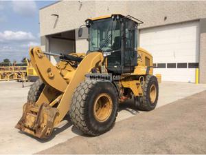 
                    2012 CAT 924K
                