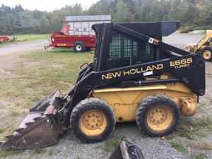 
                    1997 NEW HOLLAND LX665
                