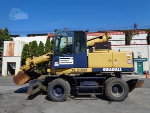 
                    GRADALL XL2300
                