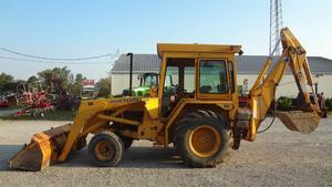 
                    DEERE 310A
                