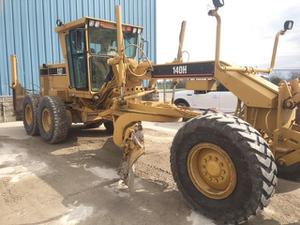 
                    1999 CAT 140H
                