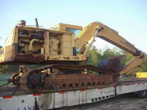 
                    CAT 215B
                