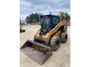 Caterpillar 272C, Schrankladers, Bouw