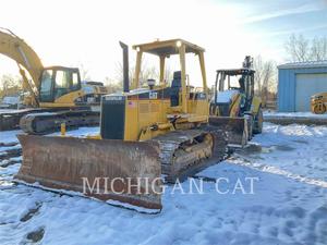 Caterpillar D4C, Crawler dozers, Construction