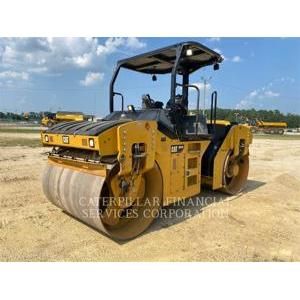 Caterpillar CB54B, Twin drum rollers, Construction