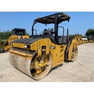 Caterpillar CB13, Twin drum rollers, Construction