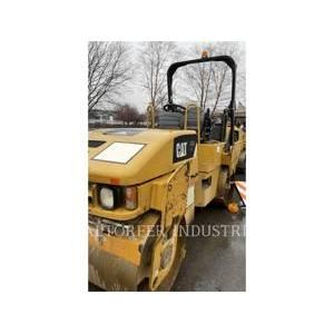 Caterpillar CB34 XW, Twin drum rollers, Construction