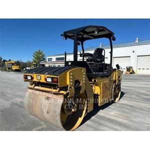  CB7, Compactors, Construction